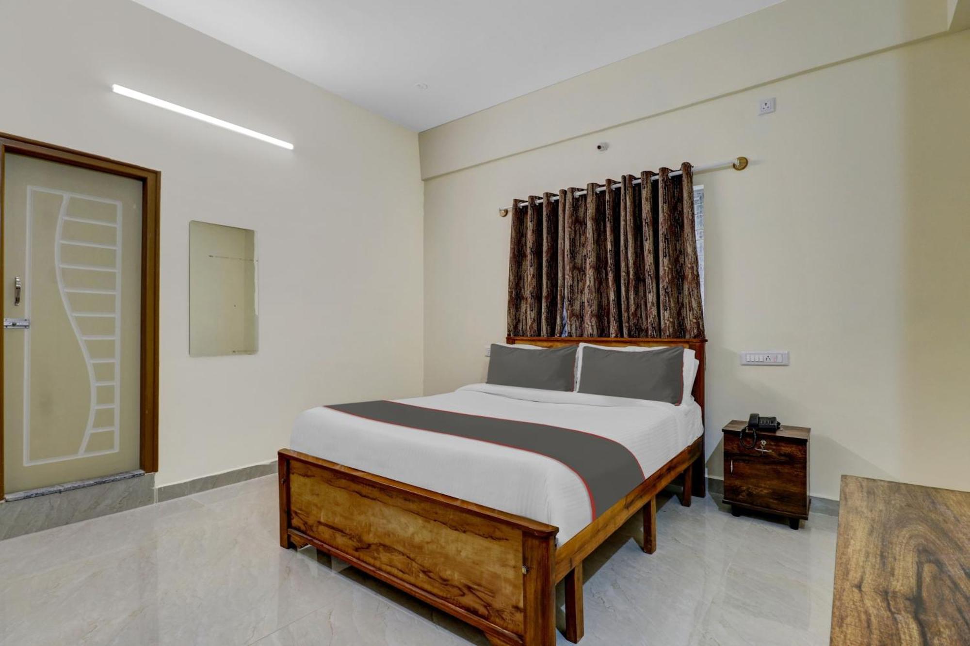 Hotel O Manyata Palace Bangalore Exteriör bild